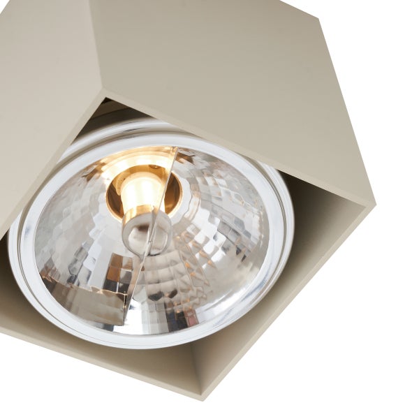 Quadratische Deckeneinbauleuchte mit Leuchtmittel