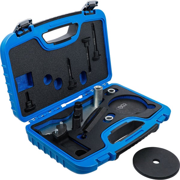 Werkzeugsatz für Motoren in einem blauen Koffer