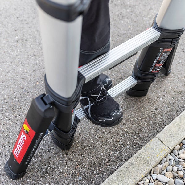 Installation von Kupferrohren mit Lötbrenner