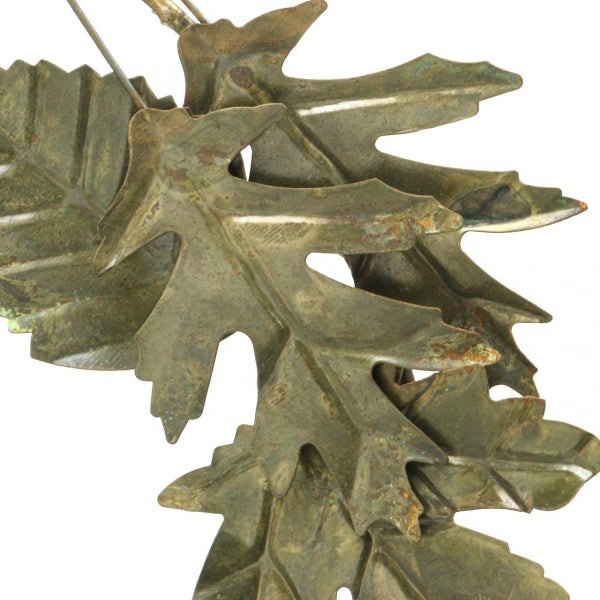 Dekorative Eichenblatt-Metallkunst