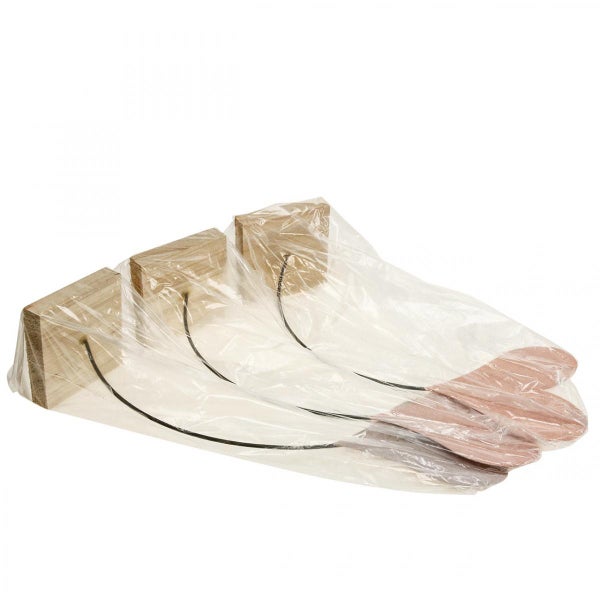 Drei Schuhregale mit Holzablage und Schuhspannern in Verpackung