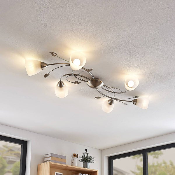 Deckenleuchte mit sechs Leuchten und Blattverzierungen an den Armen