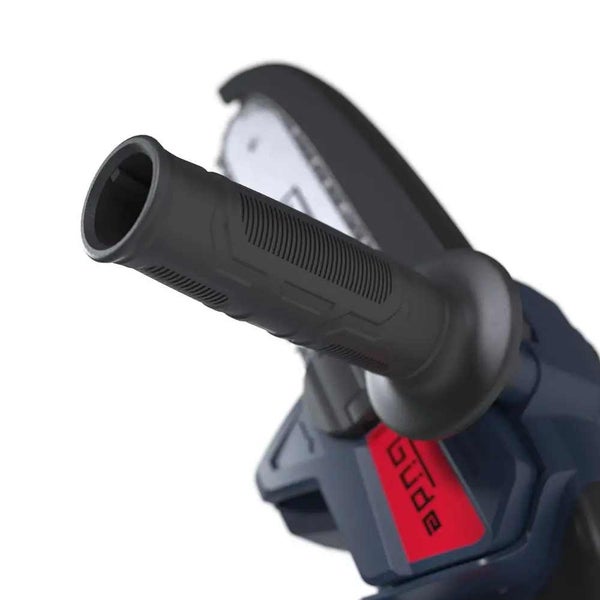 Ergonomischer, gummierter Handgriff einer Güde Astsäge mit profilierter Oberfläche und Güde Logo.