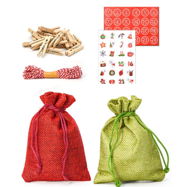 Set für Adventskalender mit Jutesäckchen, Holzklammern, Kordel und Adventszahlenstickern zum Selberbasteln für Weihnachten.
