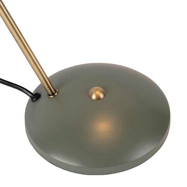 Detailaufnahme des Fußes einer Stehlampe.