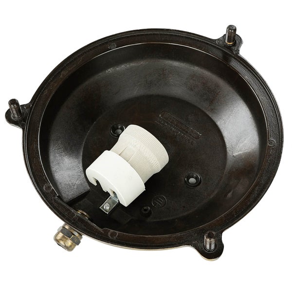 Innenansicht einer runden Lampenfassung mit Glühbirnenfassung