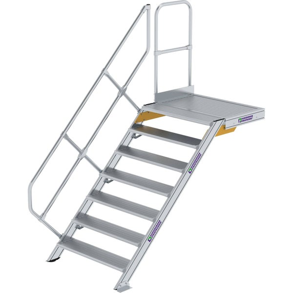 Aluminium-Treppe mit Plattform, einseitigem Handlauf, Geländer für den industriellen Einsatz und Günzburger Steigtechnik Logo.