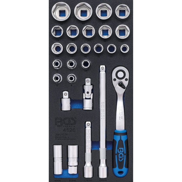 BGS technic Steckschlüsselsatz mit verschiedenen Stecknüssen und Verlängerungen