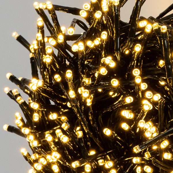 ECD Germany LED Cluster Lichterkette 768 LEDs 5,5m Warmweiß, IP44 Wasserdicht Innen/Außen, Strombetrieben, Weihnachtsdeko Clusterlichterkette Büschellichterkette Weihnachtsbeleuchtung Büschellkette