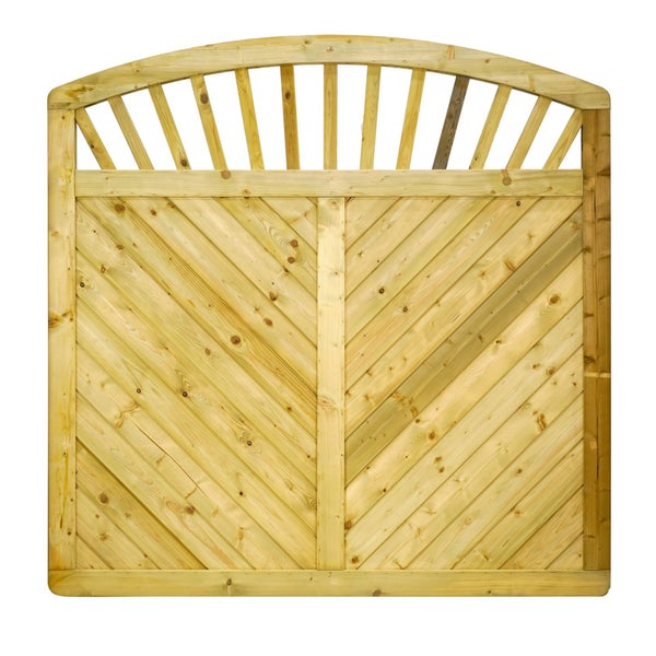 Holztor mit diagonalem Brettermuster und gerundeter Oberseite