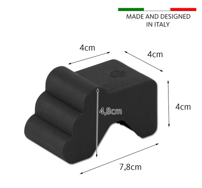 Schwarzer Kantenschutz mit den Maßen 4 x 4 x 7,8 x 4,8 cm