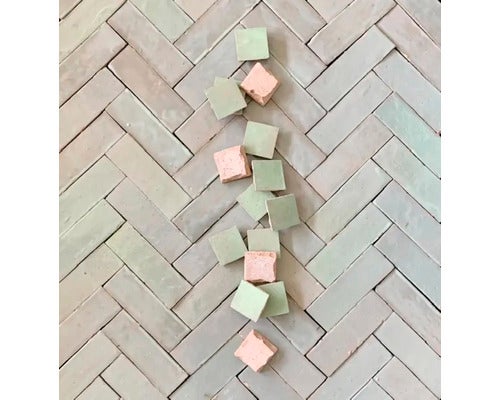 Handgefertigte Fliese Zellige Bejmat 15 vert clair 5x15cm glänzend