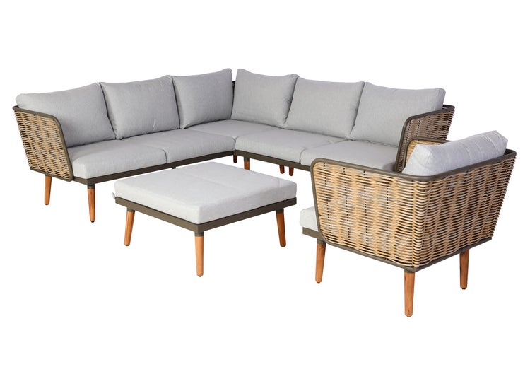 Lounge-Set aus Geflecht für den Garten mit Ecksofa, Sessel, Hocker, Polstern und Holzbeinen.