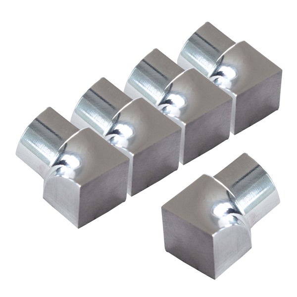 Set aus vier L-förmigen Abdeckkappen aus Metall für Profile, verchromt.
