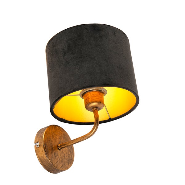 Wandleuchte mit Lampenschirm
