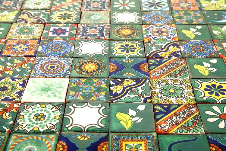 Fliesen mit verschiedenen Mustern