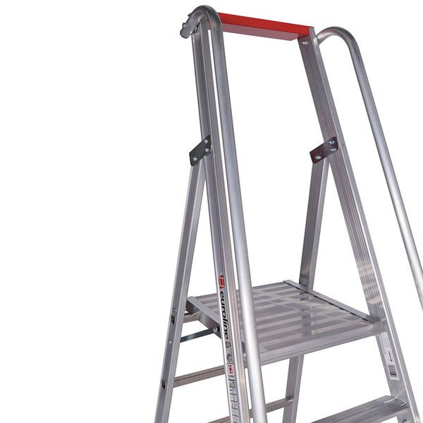 Aluminium Leiter mit Trittfläche und Haltebügel