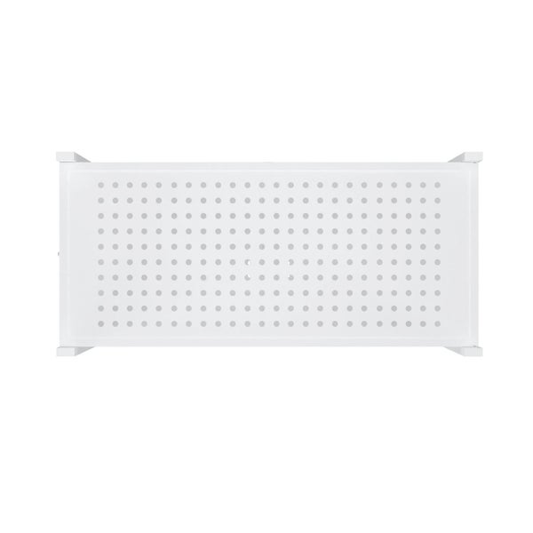 Regalboden mit Löchern