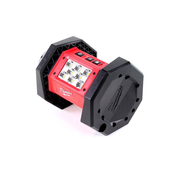 Milwaukee Akku-LED-Baustrahler mit robustem Gehaeuse und mehreren LED-Lichtern