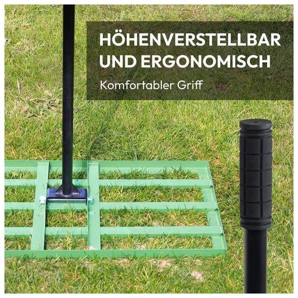 Grünflächen einebnen mit dem Rasenrakel mit verstellbarer Höhe und ergonomischem Griff