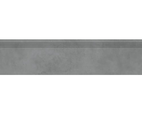 Graue Treppenfliese mit Rillen zur Trittsicherheit