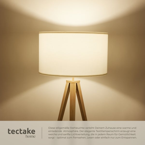 Stehlampe mit Lampenschirm aus Stoff und Holzfuß