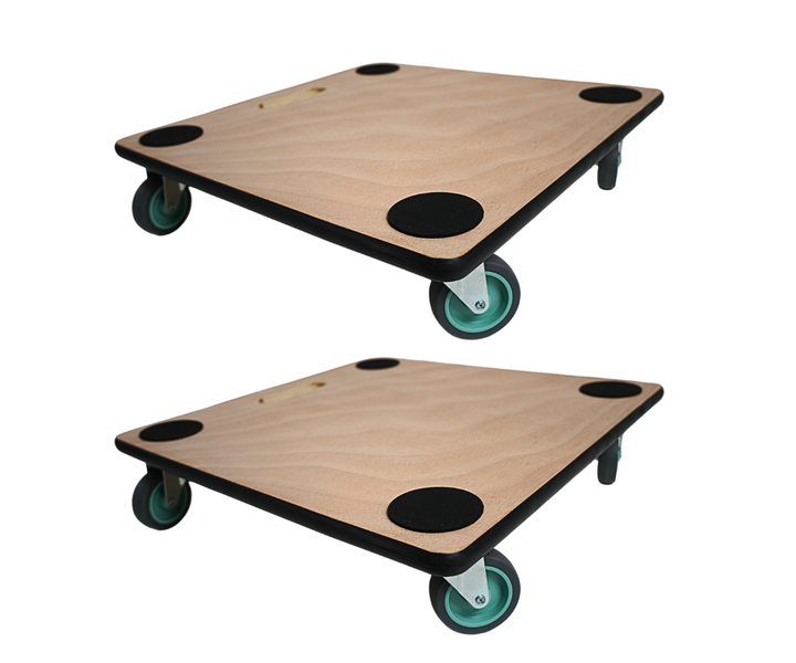 Zwei Transportroller aus Holz mit Lenkrollen und Anti-Rutsch-Punkten.