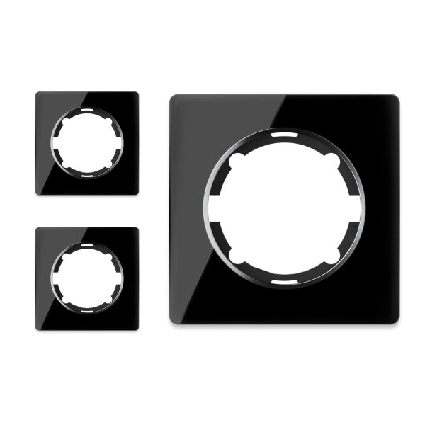 Set aus drei quadratischen Abdeckrahmen für Schalter oder Steckdosen in glänzender Optik