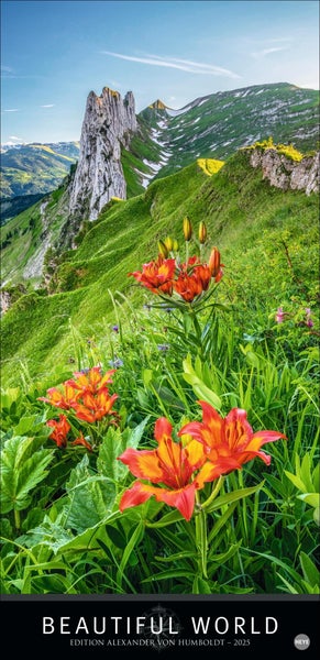 Beautiful World Vertical Kalender 2025 Alexander von Humboldt-Reihe. Langer Foto-Wandkalender XL. Landschaften-Kalender 2025 mit atemberaubenden Fotos. 33 x 68 cm.