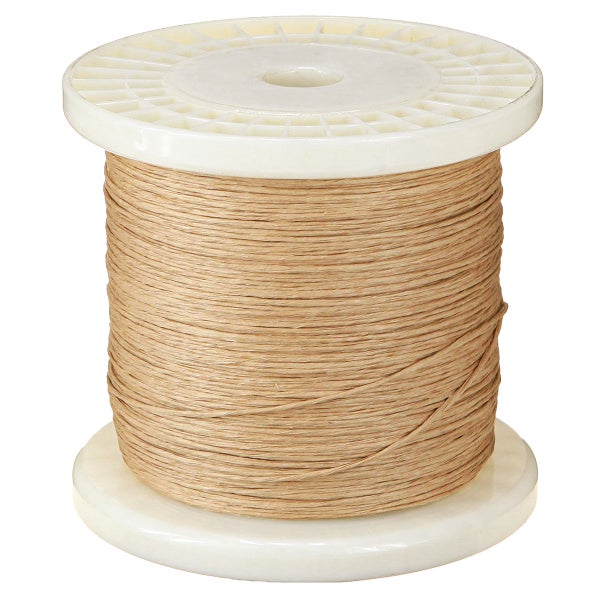Spule mit Kraftpapierkordel für Bastelarbeiten und Dekoration.