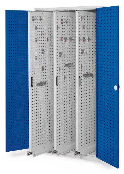 Werkzeugschrank mit Lochplatten und Haken für Werkzeugaufbewahrung