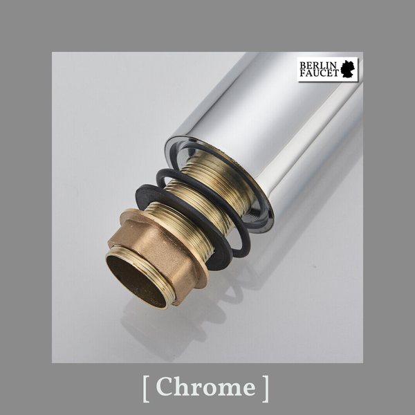 Detailansicht eines Berlin Faucet Wasserhahn Anschlusses mit Gewinde und Dichtungsringen.