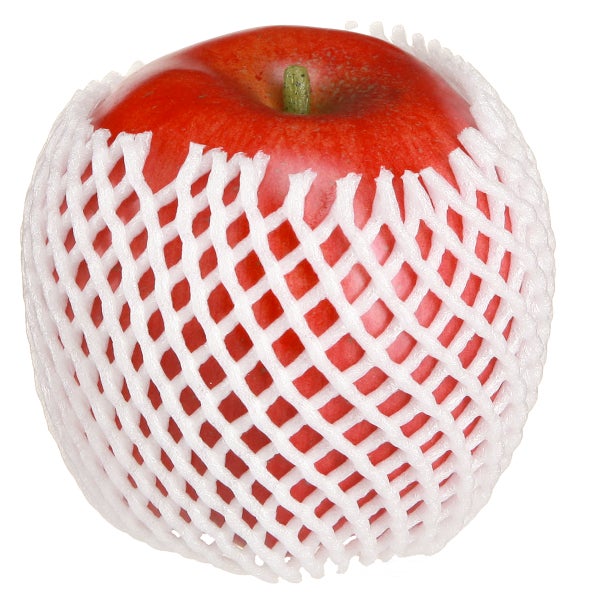 Roter Apfel in Schutzverpackung