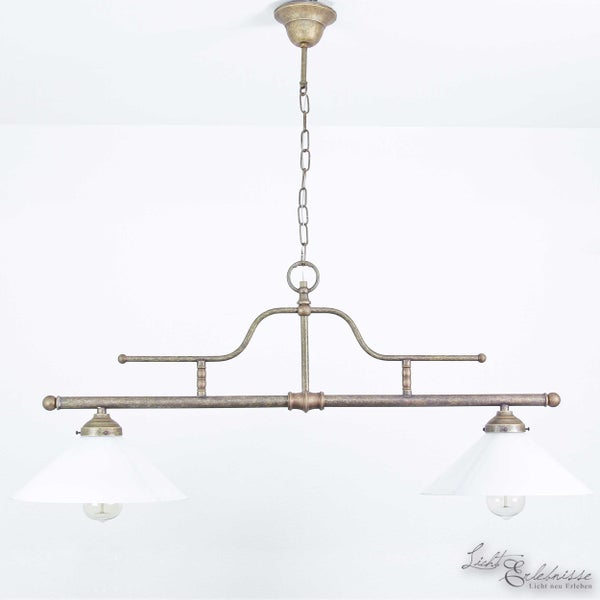 Zweiflammige Pendelleuchte mit Glasschirmen für den Innenbereich