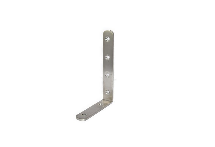 Flachwinkel aus Metall mit vorgebohrten Senkbohrungen zur stabilen Verbindung von Holzbauteilen.