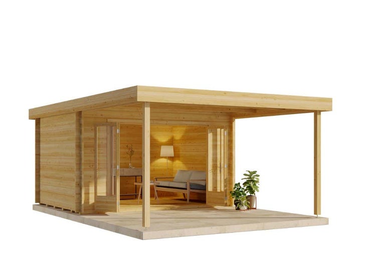 Modernes Gartenhaus aus Holz mit Flachdach, großen Glas-Doppeltüren und überdachter Terrasse. Der Innenraum ist hell und übersichtlich eingerichtet.
