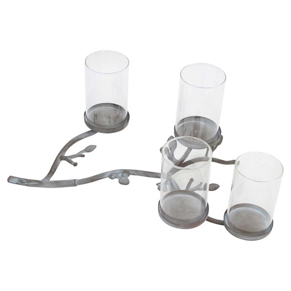 Dekorativer Kerzenhalter mit vier Glasaufsätzen in Astform
