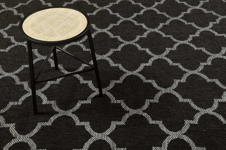 Outdoor Teppich Anthrazit Grau Gleamy WECONhome 133x200 cm