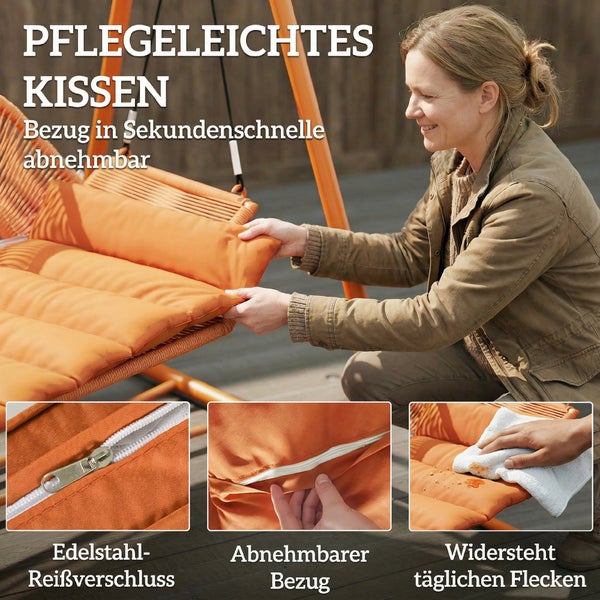 Frau wechselt pflegeleichtes Kissen einer Gartenschaukel mit Edelstahl-Reißverschluss, abnehmbarem Bezug und fleckenresistenter Oberfläche.