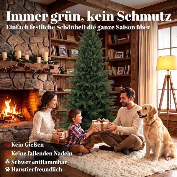 Eine Familie schmückt gemeinsam einen künstlichen Weihnachtsbaum in einem gemütlichen Wohnzimmer mit Kamin und rustikalen Holzmöbeln.