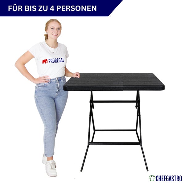 Quadratischer Klapptisch mit einer Tischfläche von 78 mal 78 Zentimeter in Holzoptik und Metallgestell. Ansicht von oben und unten. ChefGastro Logo.