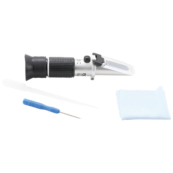 Refraktometer mit Pipette, Schraubendreher und Reinigungstuch