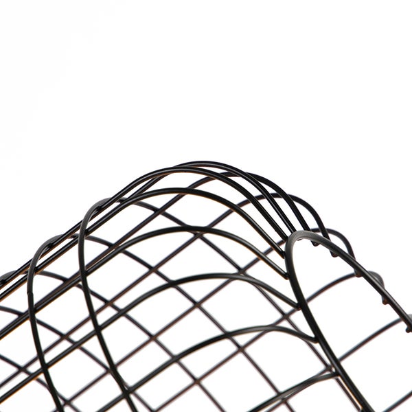 Detailansicht eines Drahtkorbs