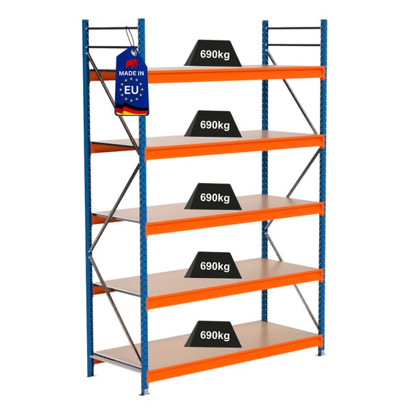 Lagerregal mit fünf Ebenen und der Kennzeichnung Made in EU