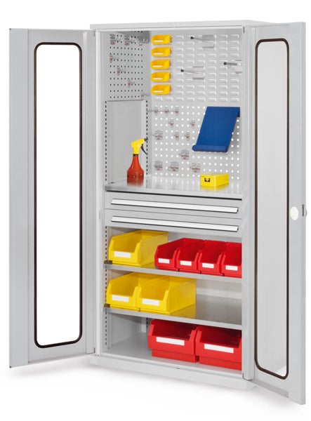 Werkzeugschrank mit Regalen und Behältern