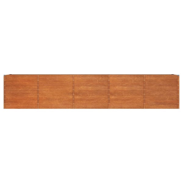 Längliches Hochbeet aus Holzlamellen für den Garten.