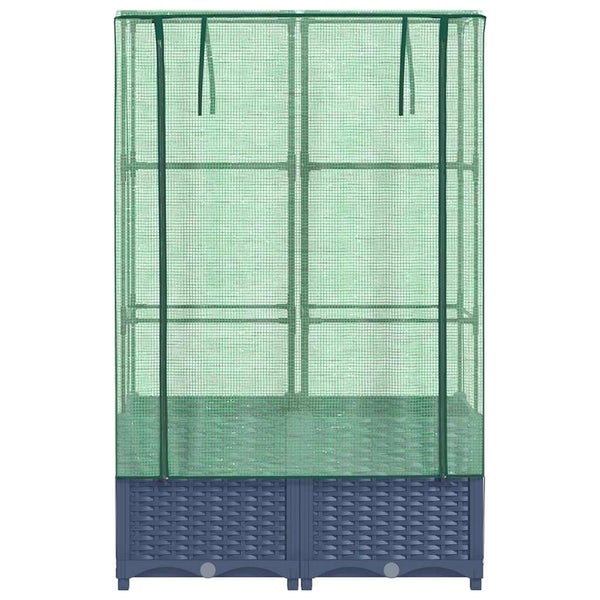 Gewächshaus mit Hochbeet-Unterbau aus Kunststoff in Rattanoptik und transparenter Gitterfolie mit Reißverschlüssen.