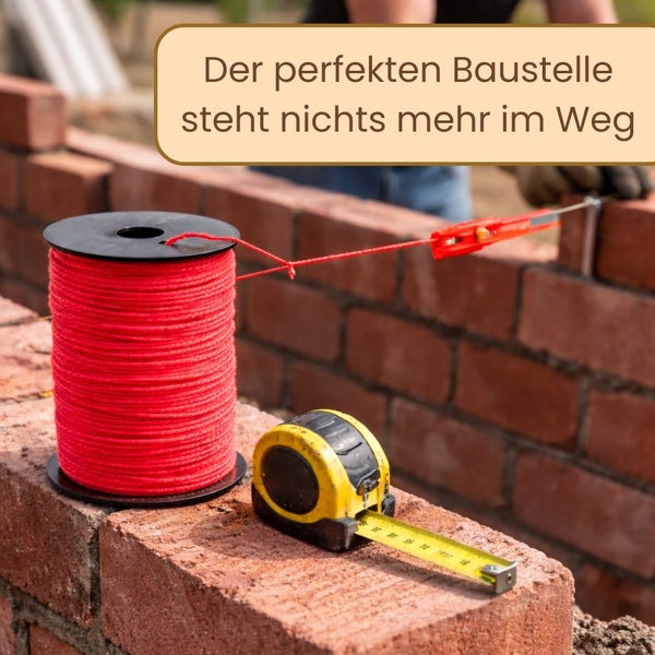 Illustration zeigt eine Richtschnur, eine Wasserwaage und ein Maßband auf einer gemauerten Oberfläche.