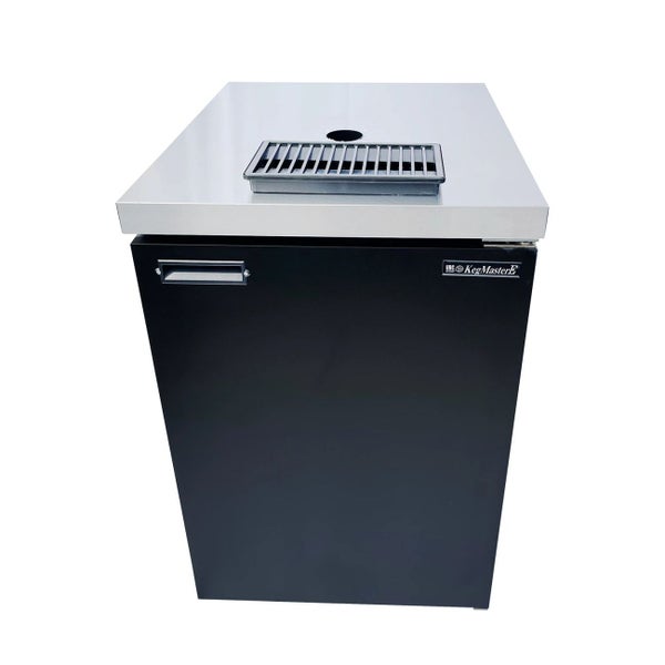 Getränkekühlschrank mit Zapfanlage für den Heimgebrauch