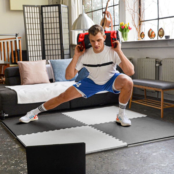 1.6qm Profi Fitnessmatte - 2er Set 90x90x2cm Bodenschutzmatte für Fitnessgeräte Grau Schwarz